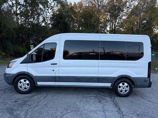 2017 Ford Transit-350 XLT