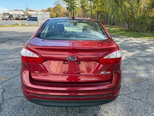 2016 Ford Fiesta SE