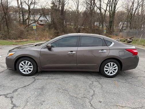 2016 Nissan Altima 2.5 S