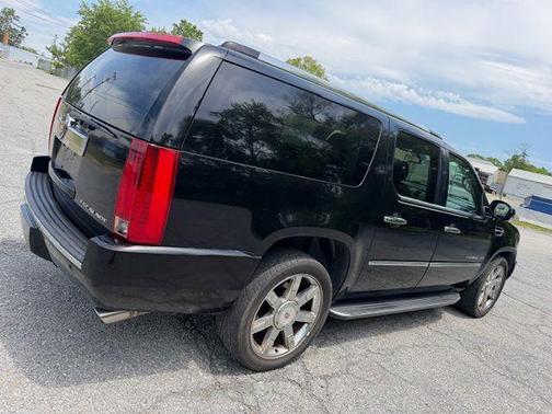2014 Cadillac Escalade ESV Luxury
