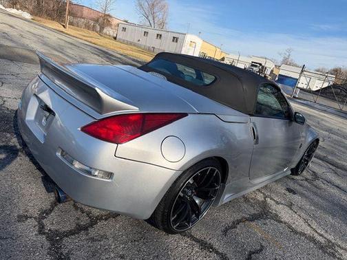 2004 Nissan 350Z Touring
