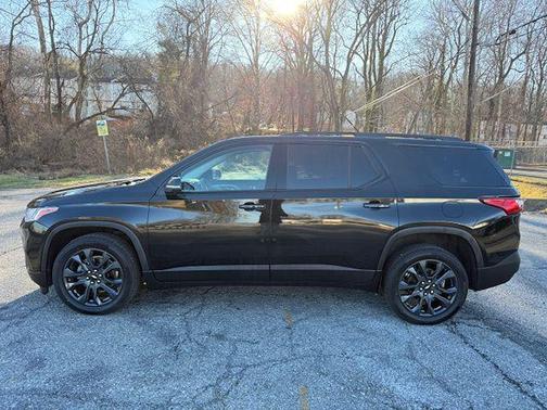 2021 Chevrolet Traverse RS