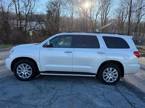 2014 Toyota Sequoia Platinum