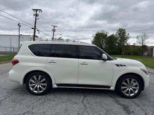 2012 INFINITI QX56 Base