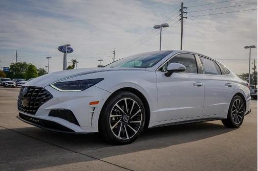 2021 Hyundai SONATA SEL PLUS