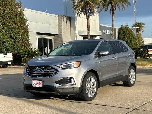 ICONIC SILVER 2024 Ford Edge TITANIUM