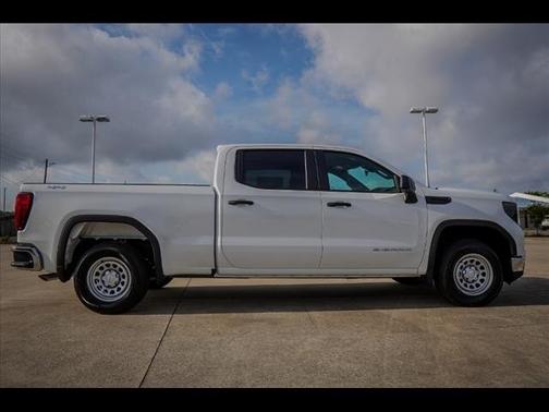2024 GMC Sierra 1500 PRO