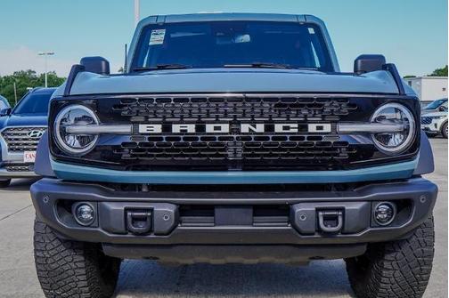 2023 Ford Bronco WILDTRAK