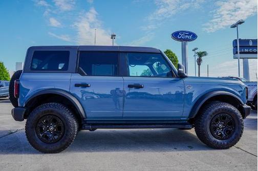 2023 Ford Bronco WILDTRAK