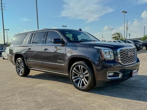 2018 GMC Yukon XL DENALI