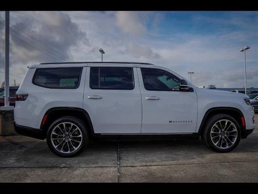 2023 Jeep Wagoneer SERIES III