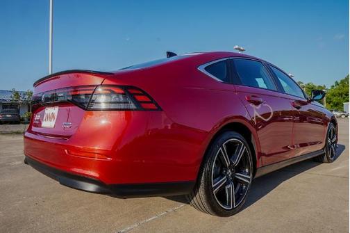 2024 Honda Accord SPORT