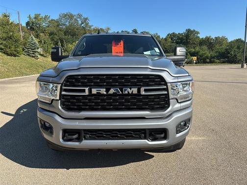 2023 RAM 3500 Big Horn Crew Cab 4x4 8' Box