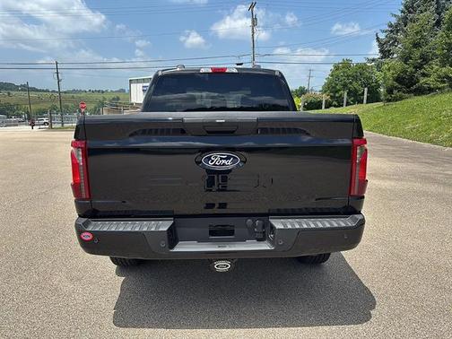 Agate Black Metallic 2026 Ford F-150 STX