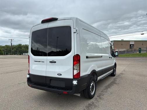 Oxford White 2026 Ford Transit-250 Base
