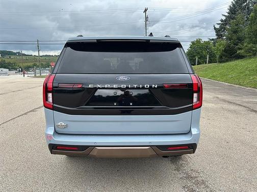 Glacier Gray Metallic TriCoat 2025 Ford Expedition King Ranch