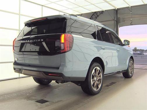 GRAY 2025 Ford Expedition King Ranch