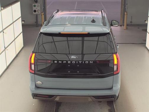 GRAY 2025 Ford Expedition King Ranch