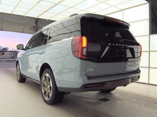 GRAY 2025 Ford Expedition King Ranch