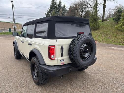 Desert Sand 2026 Ford Bronco Big Bend