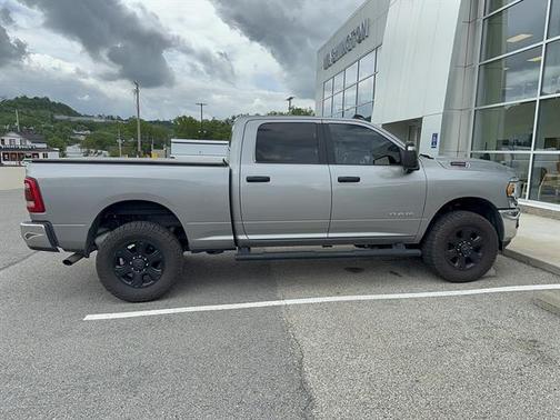 Billet Silver Metallic Clearcoat 2023 RAM 2500 Big Horn Crew Cab 4x4 6'4' Box