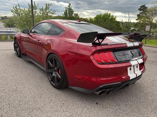 Rapid Red Metallic Tinted Clearcoat 2020 Ford Shelby GT500 Base
