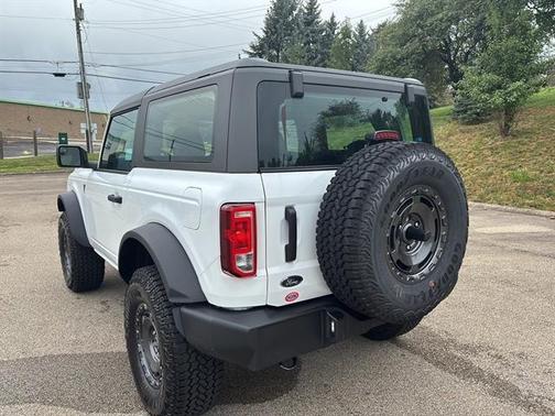 2025 Ford Bronco Base 2 Door 4x4