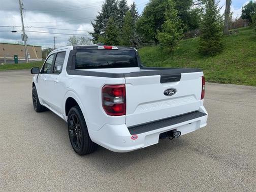 2025 Ford Maverick Lobo Standard