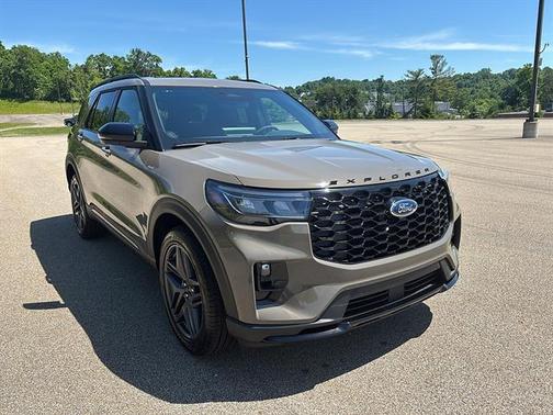 Marsh Gray 2026 Ford Explorer ST-Line