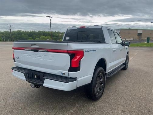2025 Ford F-150 Lightning LARIAT