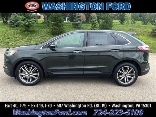2022 Ford Edge Titanium
