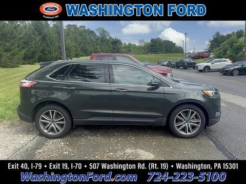 2022 Ford Edge Titanium