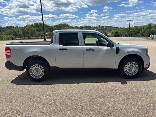 Space White Metallic 2026 Ford Maverick XL
