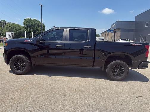 Black 2021 Chevrolet Silverado 1500 Custom Trail Boss