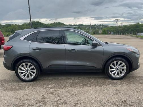 2021 Ford Escape Titanium