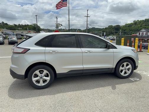Ingot Silver 2016 Ford Edge SE
