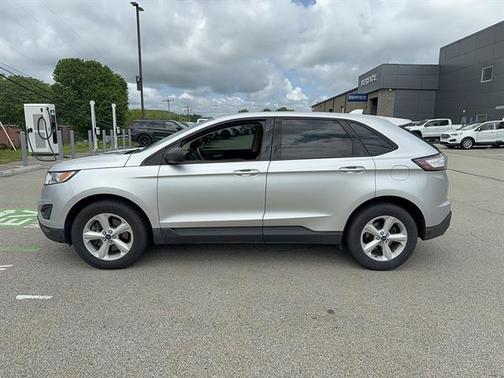 Ingot Silver 2016 Ford Edge SE