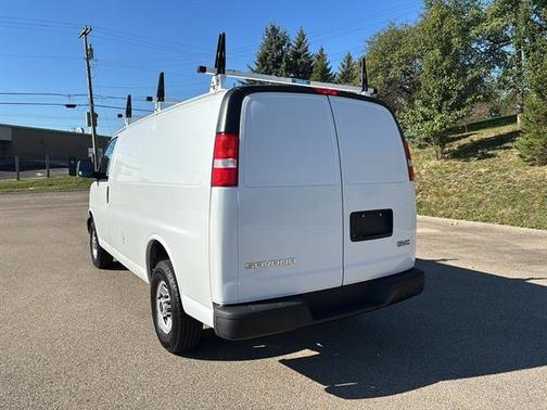 2021 GMC Savana 2500 Work Van