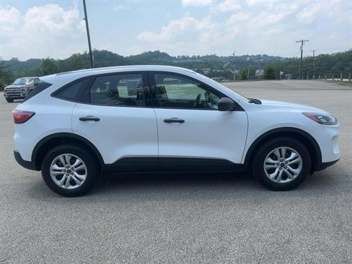 2022 Ford Escape S