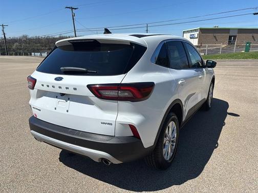 Oxford White 2023 Ford Escape Active