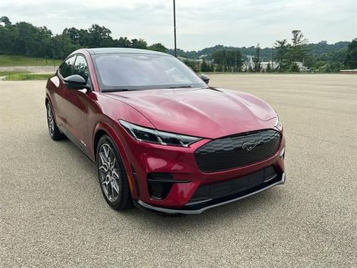 2025 Ford Mustang Mach-E GT