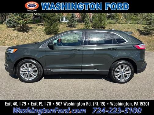 2022 Ford Edge Titanium