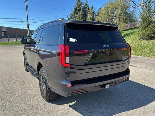 Dark Matter Gray Metallic 2026 Ford Expedition Tremor