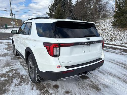 2026 Ford Explorer Active (200A)