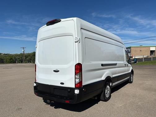 Oxford White 2021 Ford Transit-250 Base