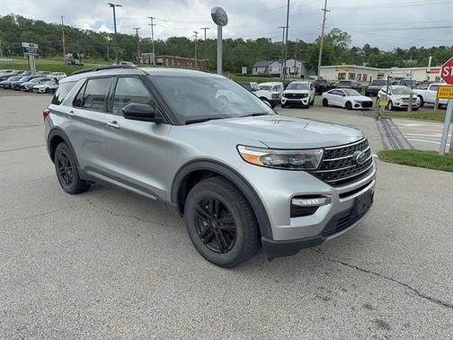 Iconic Silver Metallic 2020 Ford Explorer XLT