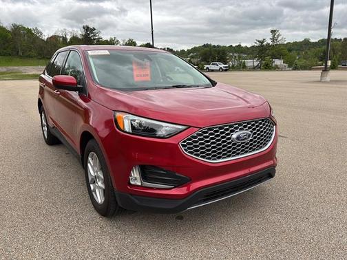 Rapid Red Metallic Tinted Clearcoat 2024 Ford Edge SEL