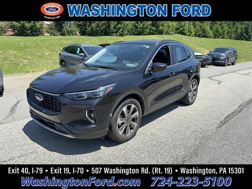 Agate Black Metallic 2023 Ford Escape Platinum