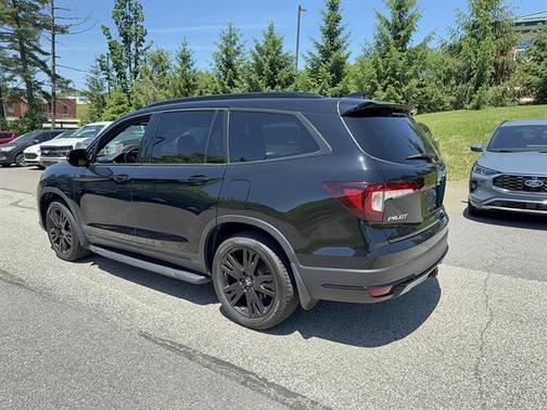 Crystal Black Pearl 2021 Honda Pilot AWD Black Edition