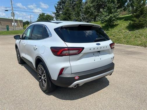 2025 Ford Escape PHEV Base